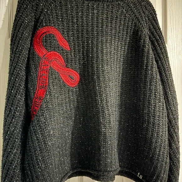 Taylor Swift reputation Black Sweater with Red Snake Detail - Picture 1 of 2